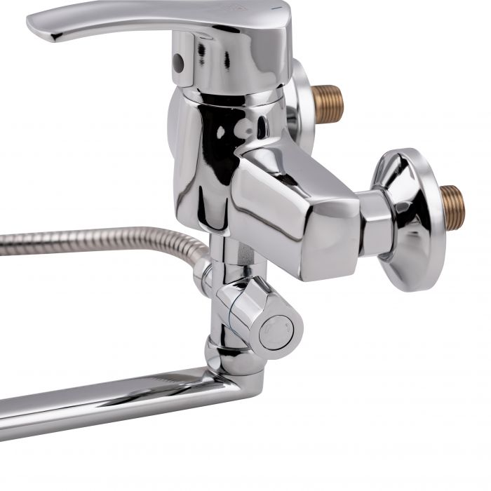 Смеситель для ванны Lidz Tani 005C2 с поворотным изливом (с душевым гарнитуром) (k40) LDTAN005C2CRM35102 Chrome
