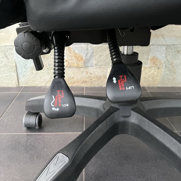 Компьютерное кресло PRESTIGE Черно-серый, Prestige, экокожа