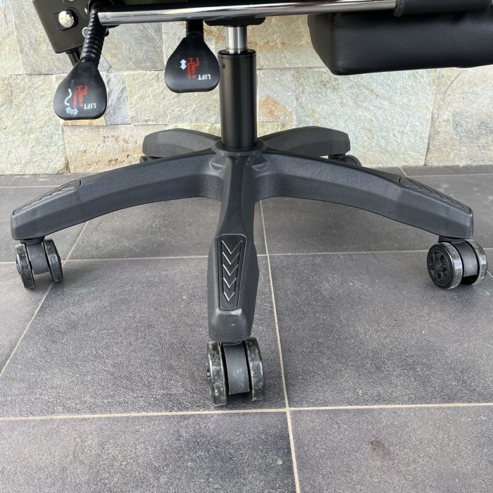 Компьютерное кресло PRESTIGE Черное с камуфляжными вставками Хаки, Prestige, экокожа