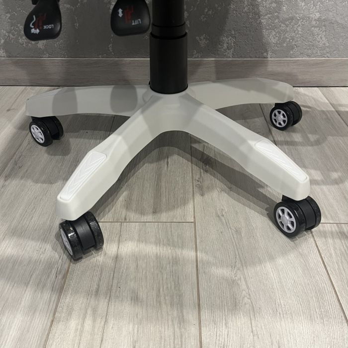 Компьютерное кресло из ткани PRESTIGE GС05-11 Бежево-розовый, Prestige