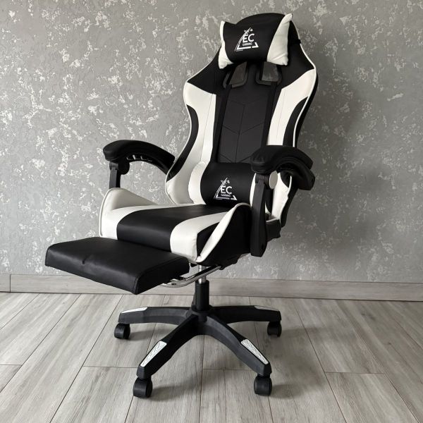 Комп‘ютерне крісло GAMER KO24B Чорно-білий